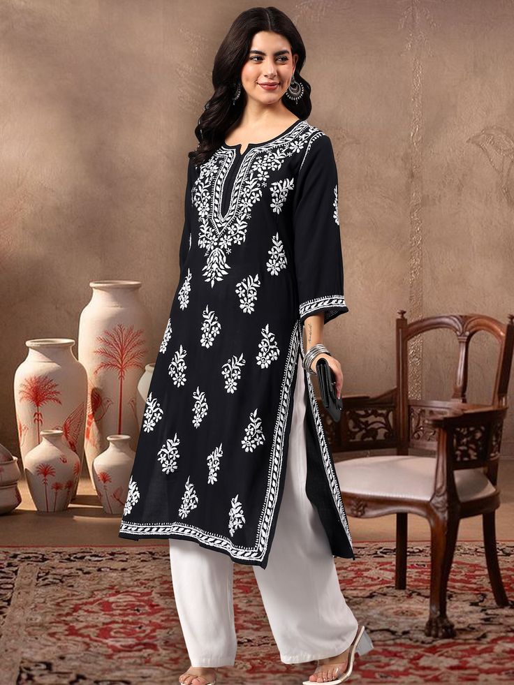 Chikankari Kurti - Black (Crepe)